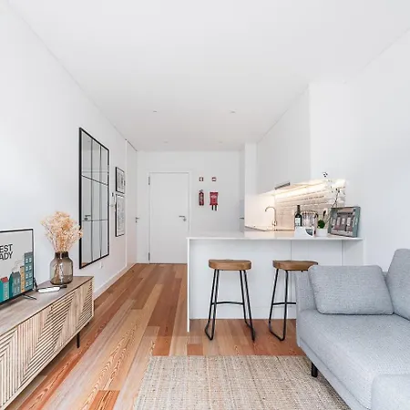 Guestready - Tranquility In Downtown 아파트 *
